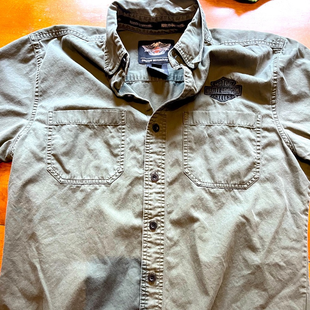Green Harley Davidson short sleeve men’s shirt size Medium